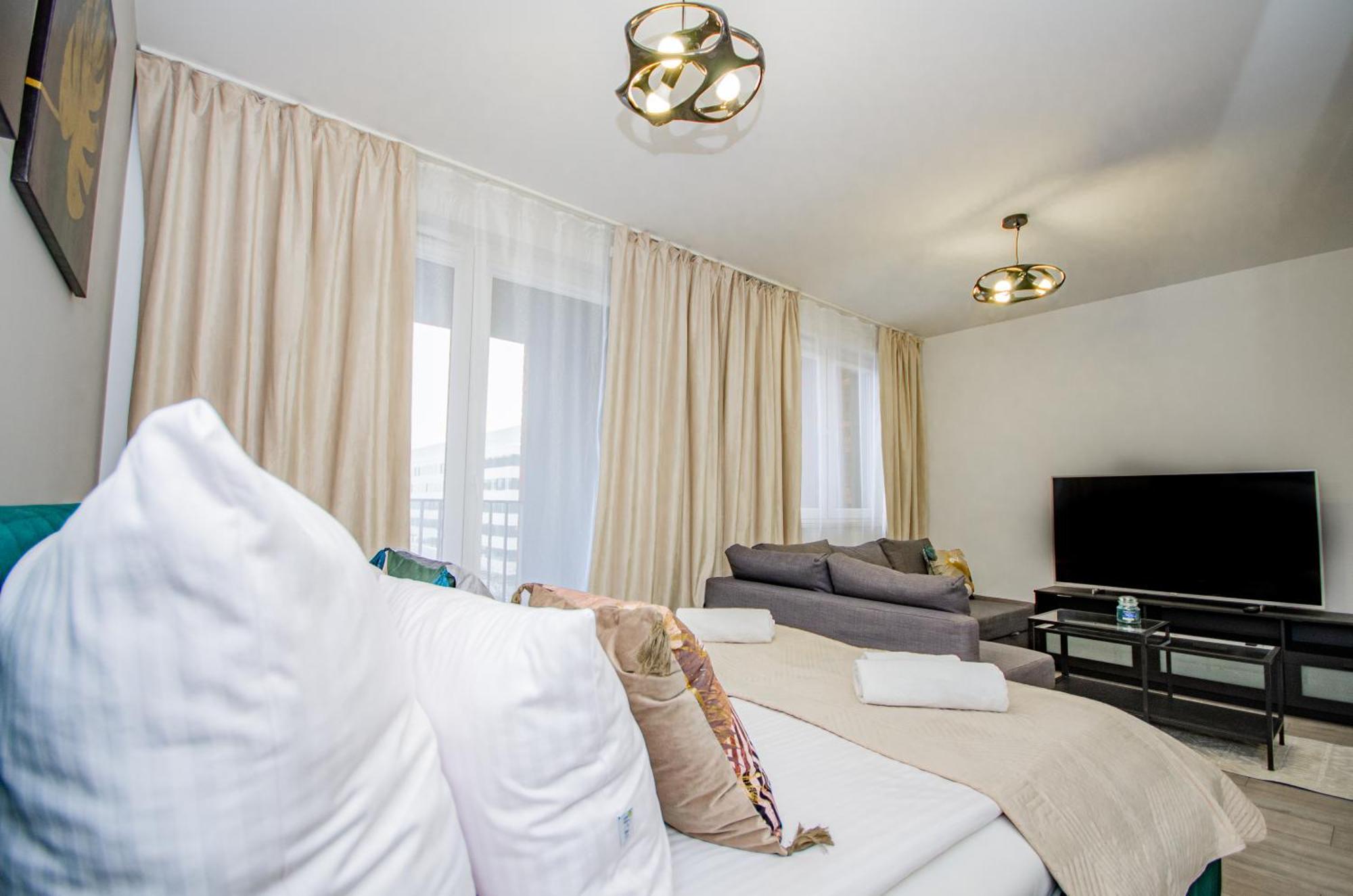 Inpoint Zablocie Modern Apartments For Work&Travel Краків Екстер'єр фото